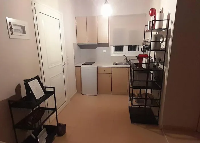 Ktima Rodies In Neochori Zacharo *