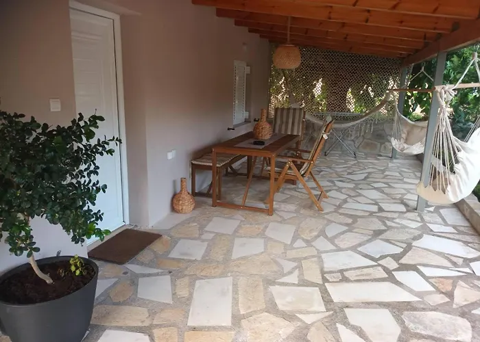 Casa de Férias Ktima Rodies In Neochori Zacharo *